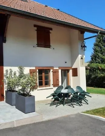 Maison *